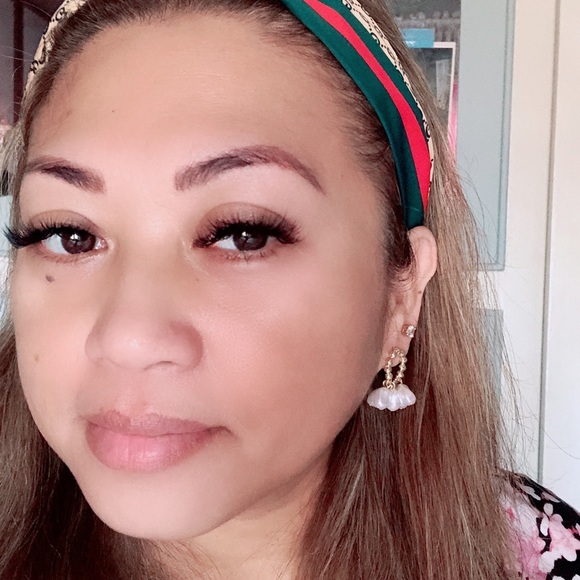 Baroque Pearl Style Earrings - Picture 14 of 15